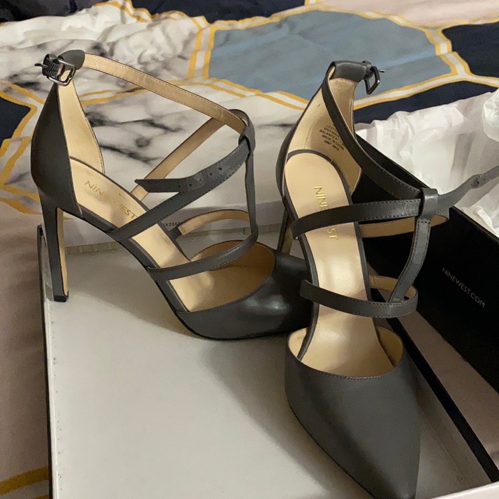 Gray Nine West Strappy Heels